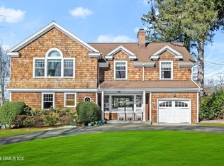 21 Chapel Ln, Riverside, CT 06878