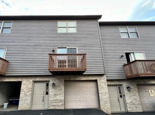 13 Sunridge Dr, Morgantown, WV 26505