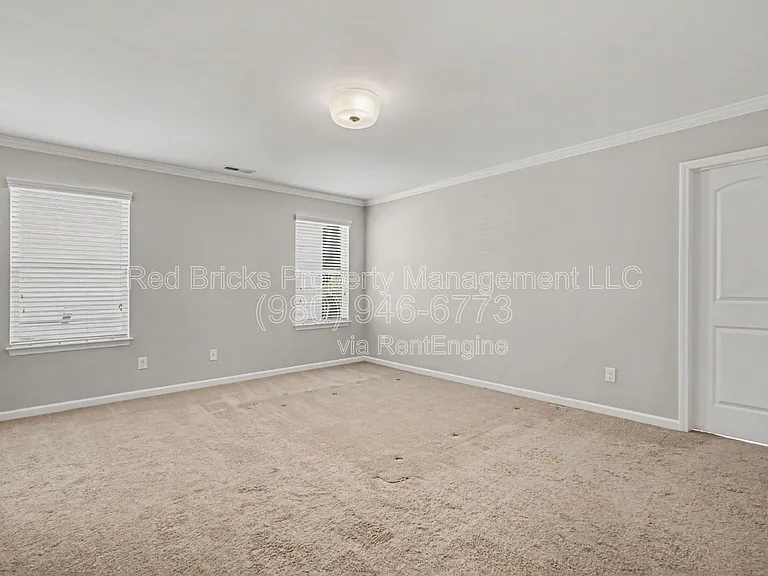 3527 Arnica Ct — Photo 25