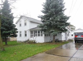 966 Treat St, Adrian, MI 49221