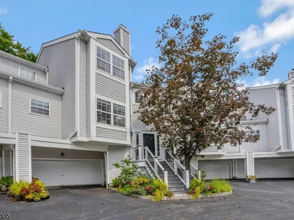 1308 Grandview Ct, Hanover Twp., NJ 07981