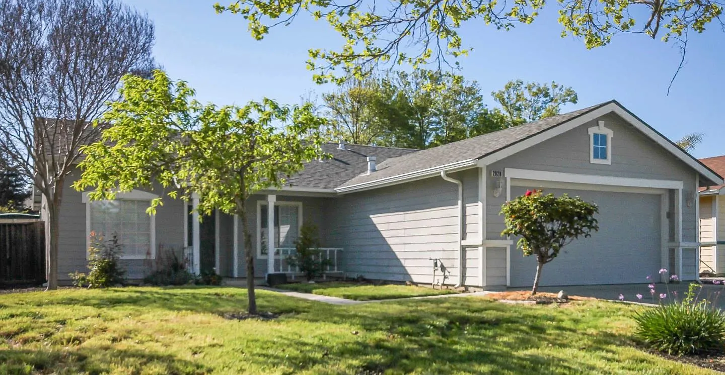 2020 Eldene Dr photo 1