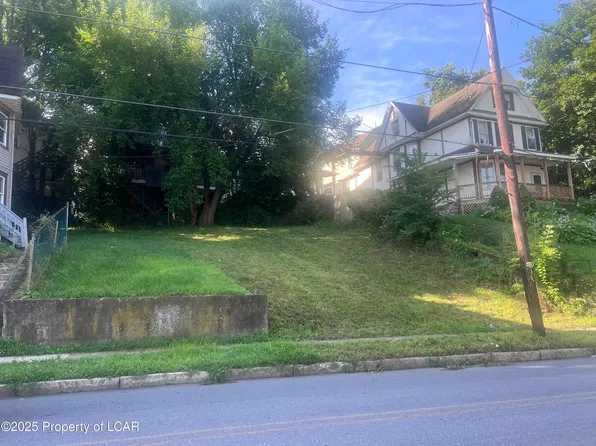 171 Scott St, Wilkes Barre, PA 18702