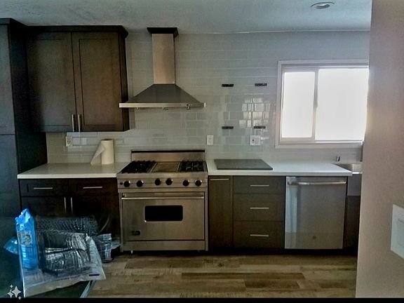 5th image of 7670 Emerald Ave