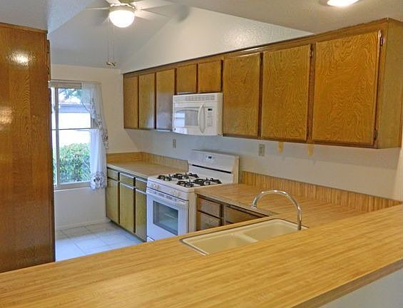 3rd image of 1630 Aspen Village Way
