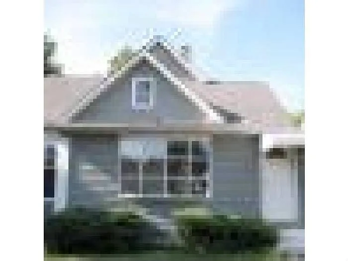 618 Weghorst St photo 1