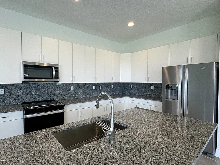 5286 Nevola Ave — Photo 12