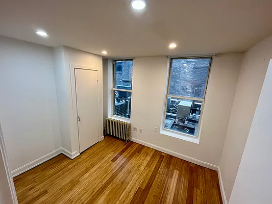 Rented by J Misrahi Realty Corp | media 6