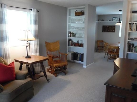 4th image of 120 Brandy Dr