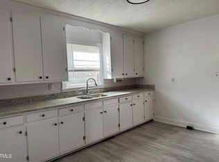 319 Forrest Rd W, Wilson, NC 27893