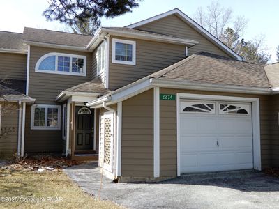 2234 Meadowsage Ct, East Stroudsburg, PA, 18301