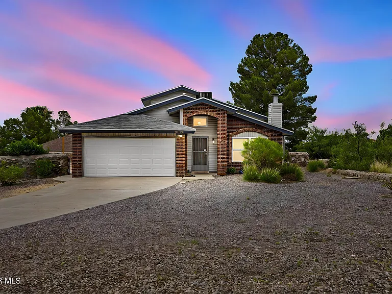 7609 Medano Dr — Photo 31