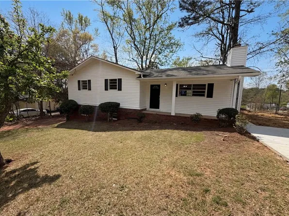 2405 Eric Ln, Douglasville, GA 30135