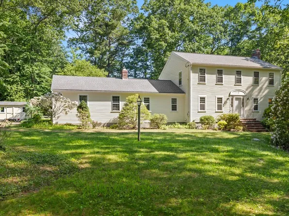 58 Old Coach Rd, Sudbury, MA 01776