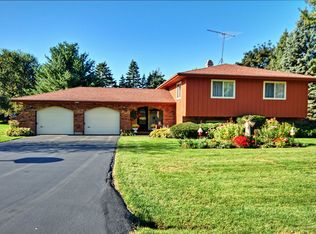 9N798 Tipi Ln, Elgin, IL 60124