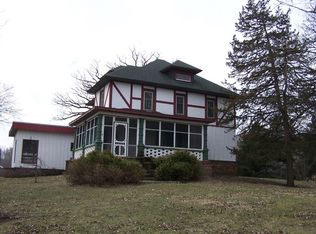 7003 McCullom Lake Rd, Wonder Lake, IL 60097