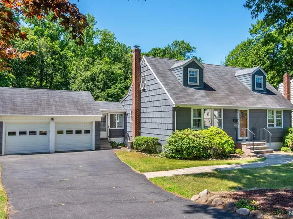 109 Deerfield Rd, West Caldwell, NJ 07006