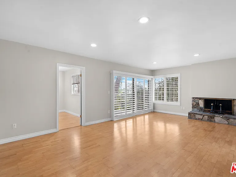 9631 Crystal View Dr — Photo 20