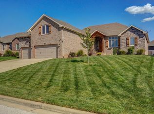 2122 N Citation Ave, Springfield, MO 65802