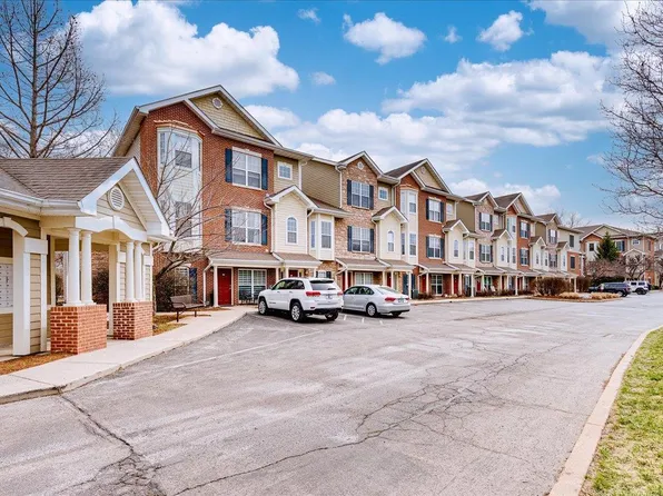 2774 McKnight Crossing Ct, Saint Louis, MO 63124