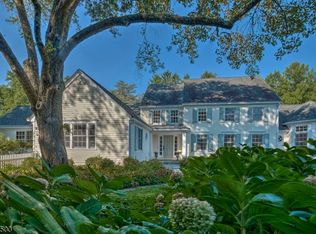 88 Village Rd, New Vernon, NJ 07976