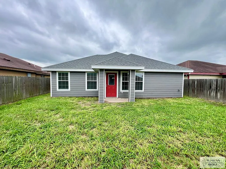 23329 Grapefruit Ave — Photo 29