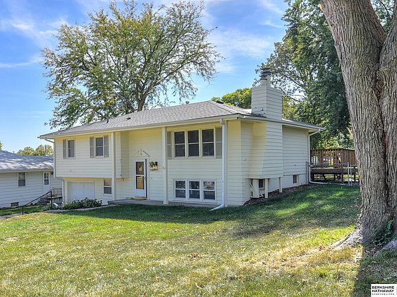 2nd image of 12539 Shirley St