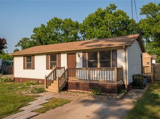 28 Franktown Rd, Hampton, VA 23663