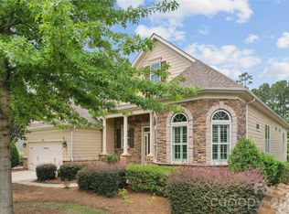 16826 Coves Edge Ln, Charlotte, NC 28278