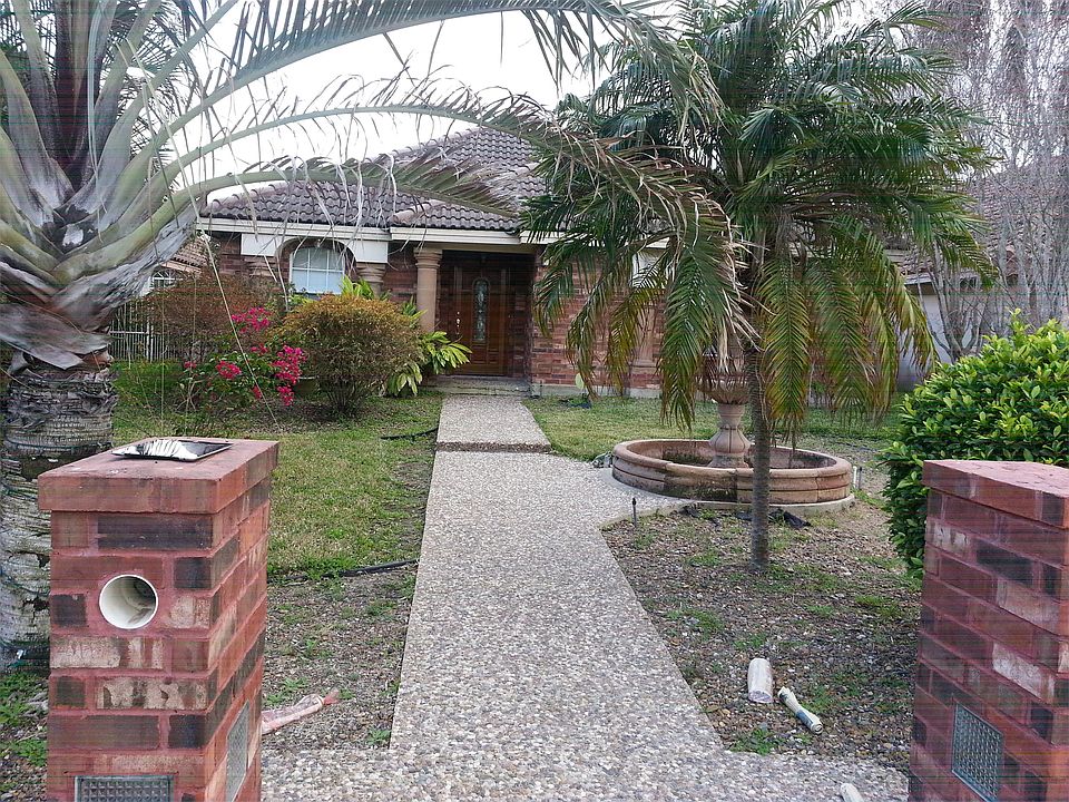 2nd image of 234 San Jacinto St