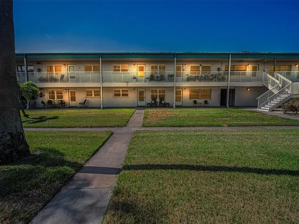 5216 81st St N APT 5, Saint Petersburg, FL 33709
