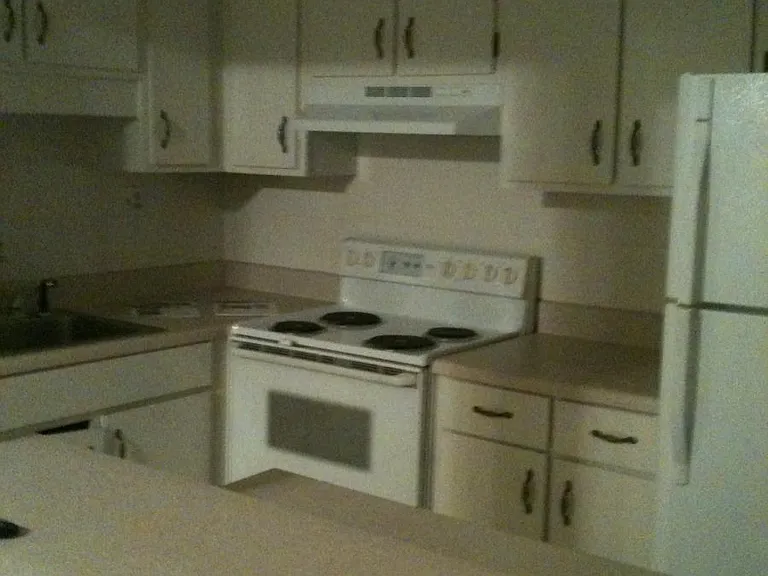 200 Maitland Ave #18 — Photo 18