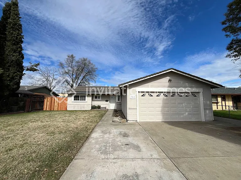 7913 Samantha Way — Photo 1