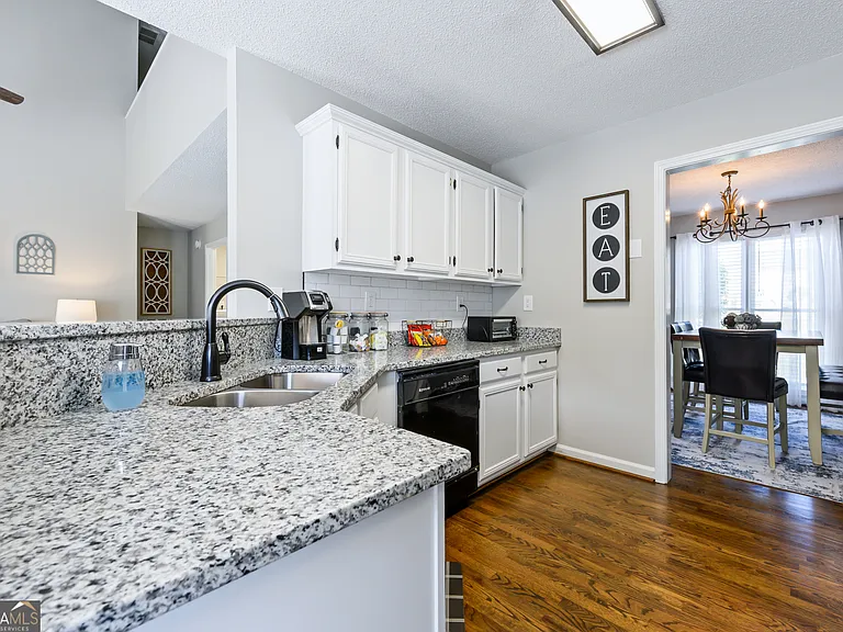 13 Windfield Dr — Photo 12
