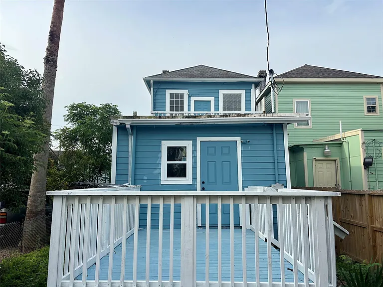 3410 Sealy St — Photo 7