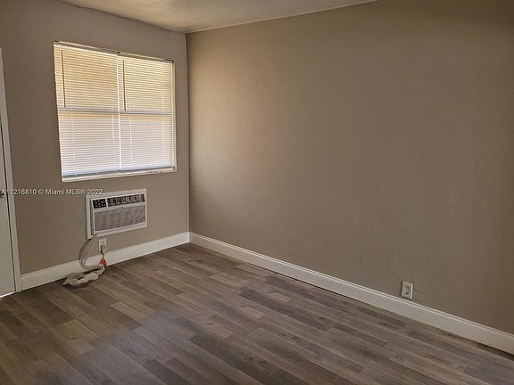 2nd image of 1777 Ali Baba Ave #5