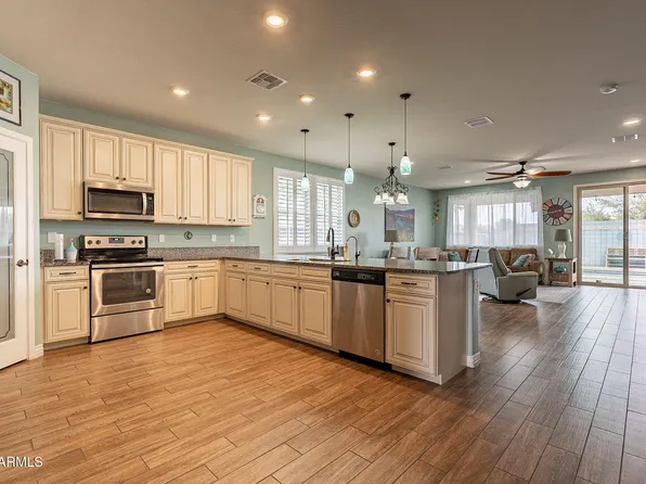 3814 E LIBERTY Lane, Gilbert, AZ 85296