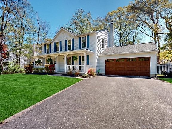 4th image of 17 Coventry Cir W