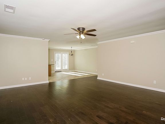 5th image of 314 Kenneth Blvd NW