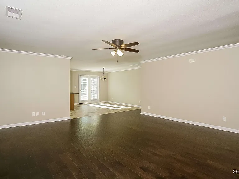 314 Kenneth Blvd NW — Photo 5