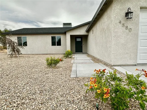 4580 E Bayside Dr, Topock, AZ 86436