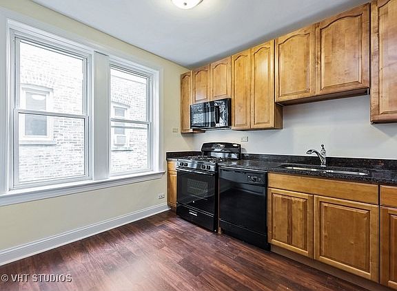 4th image of 5029 N Harding Ave APT 2W
