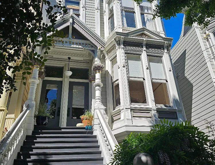 856 Page St — Photo 1