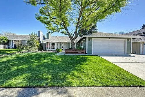 7224 Regard Way Photo 1