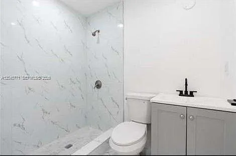 5701 SW 41st St — Photo 18