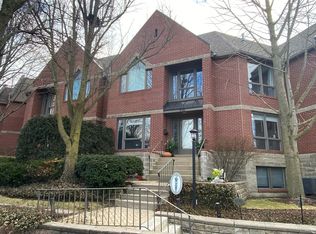 970 Green Bay Rd, Glencoe, IL 60022