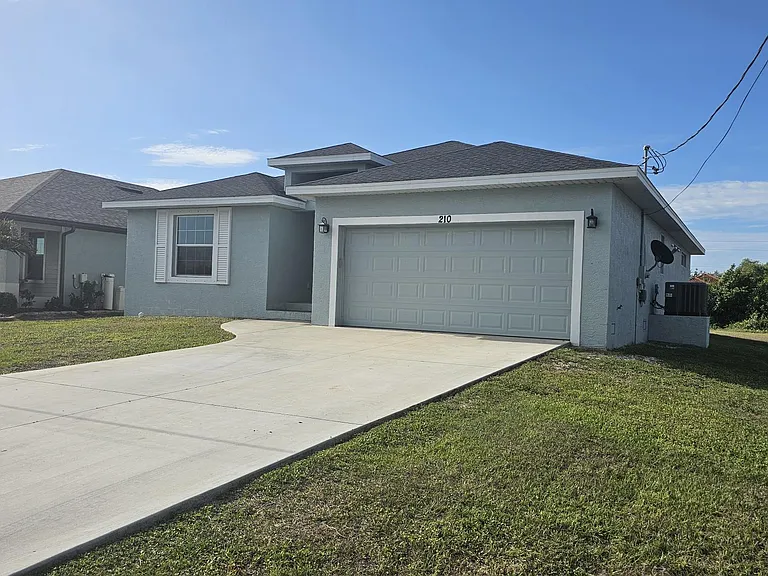 210 Lime Tree Park — Photo 1
