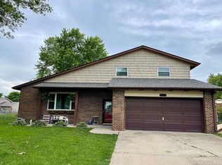 407 Thouvenot Ln, New Baden, IL 62265