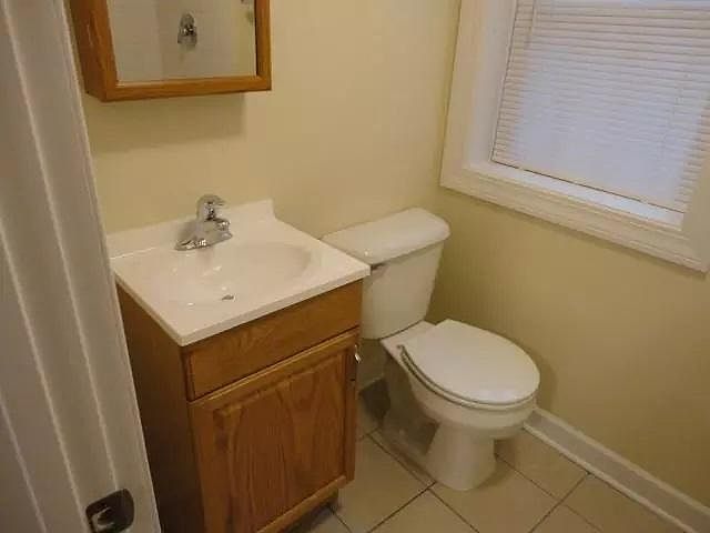 1st image of 5034 N Wolcott Ave