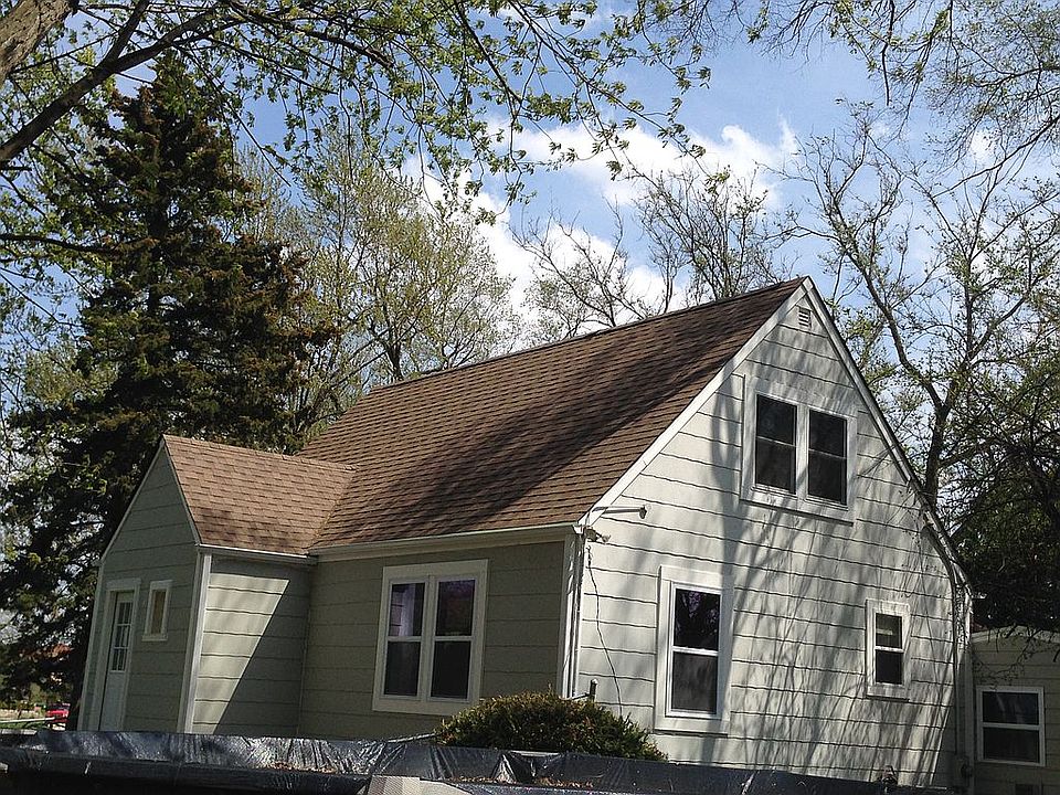 1st image of 24W740 Argyle Ave